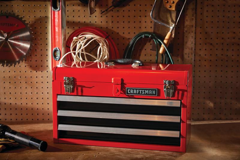 Portable 20.5 Inch ball bearing 3 drawer steel lockable tool box placed in workshop.